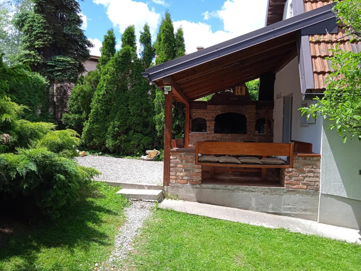 Holiday Home Amila 비소코 외부 사진