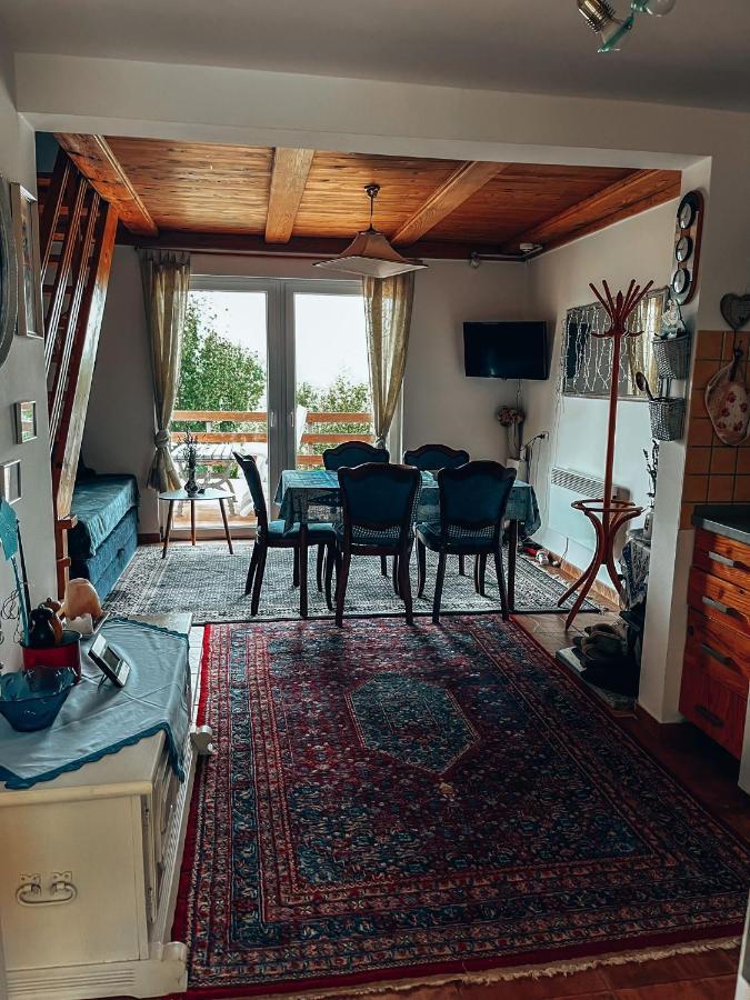 Holiday Home Amila 비소코 외부 사진